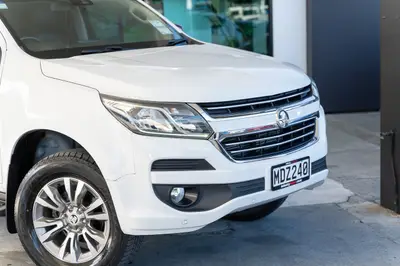 2019 Holden Trailblazer LTZ 4WD 7 Seat NZ New photo 8