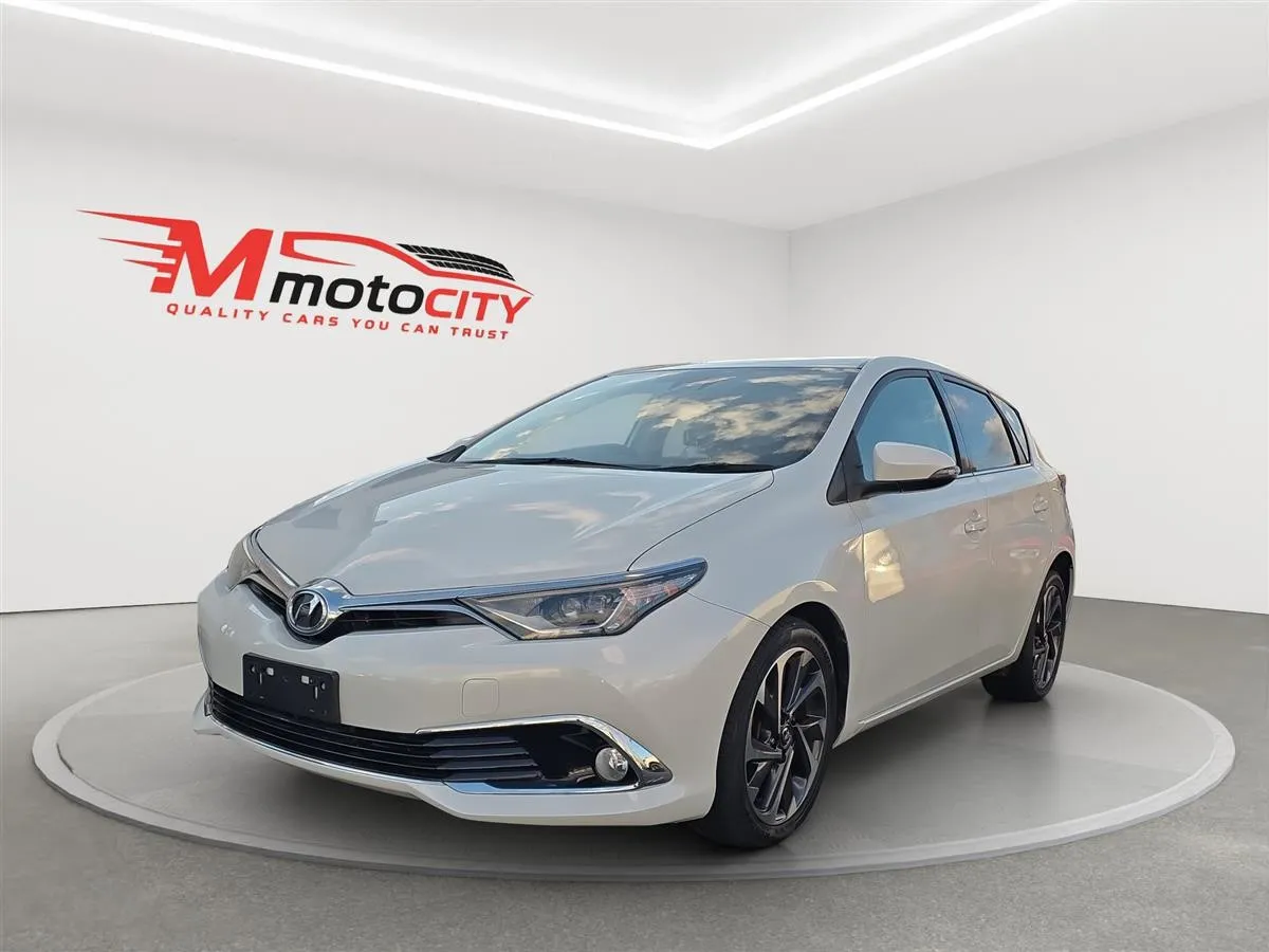 2015 Toyota Auris Leather Seats, Lane Assist, Cruise control, photo 7 of 20