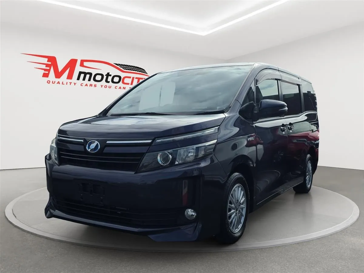 2015 Toyota Voxy Hybrid, Cruise control, Rear power doors Station