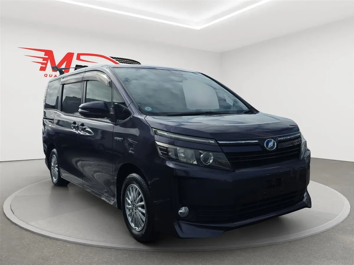 2015 Toyota Voxy Hybrid, Cruise control, Rear power doors Station