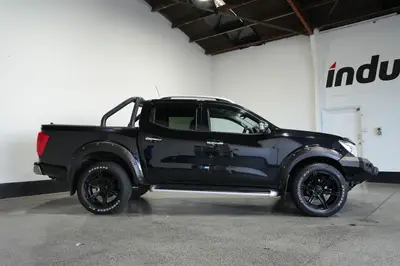 2018 Nissan Navara ST-X Auto photo 8