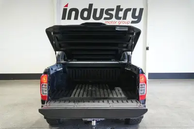 2018 Nissan Navara ST-X Auto photo 13