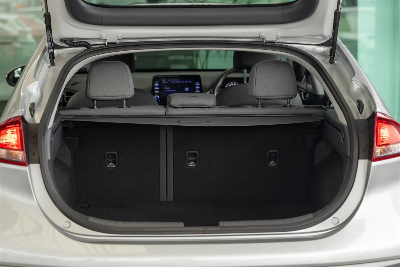 2022 Hyundai Ioniq Hybrid 1.6PH NZ New