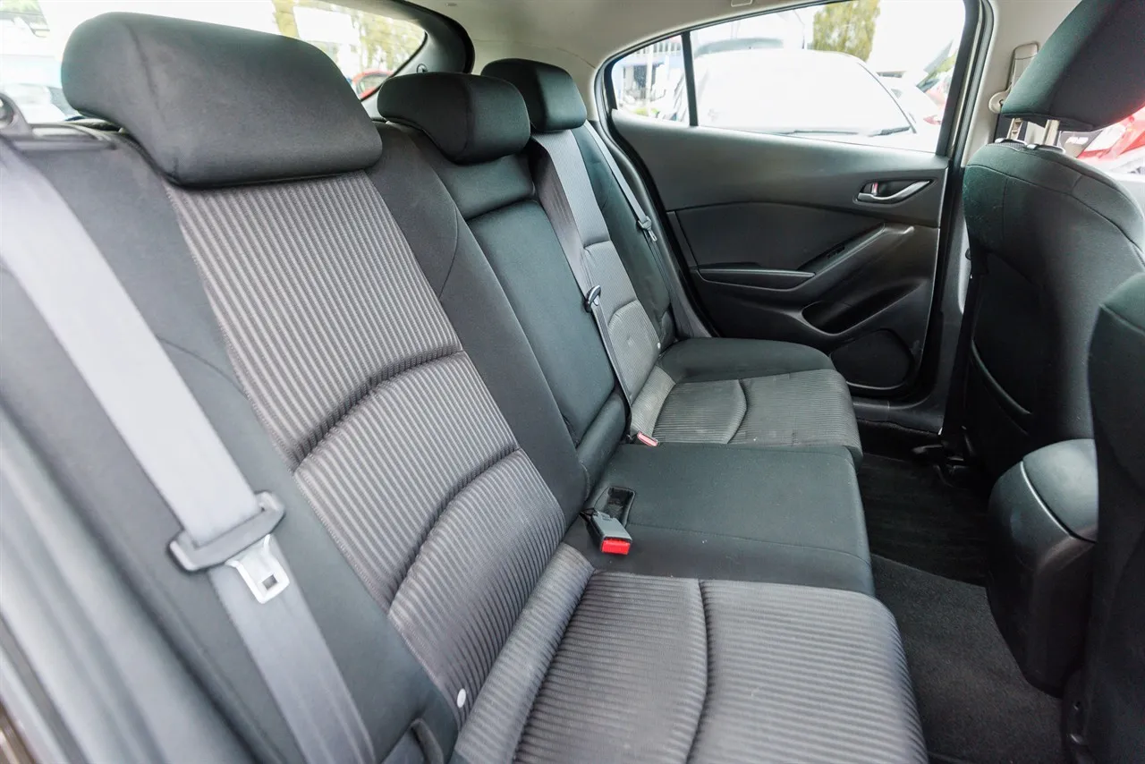 2014 Mazda 3 SP25 NZ New