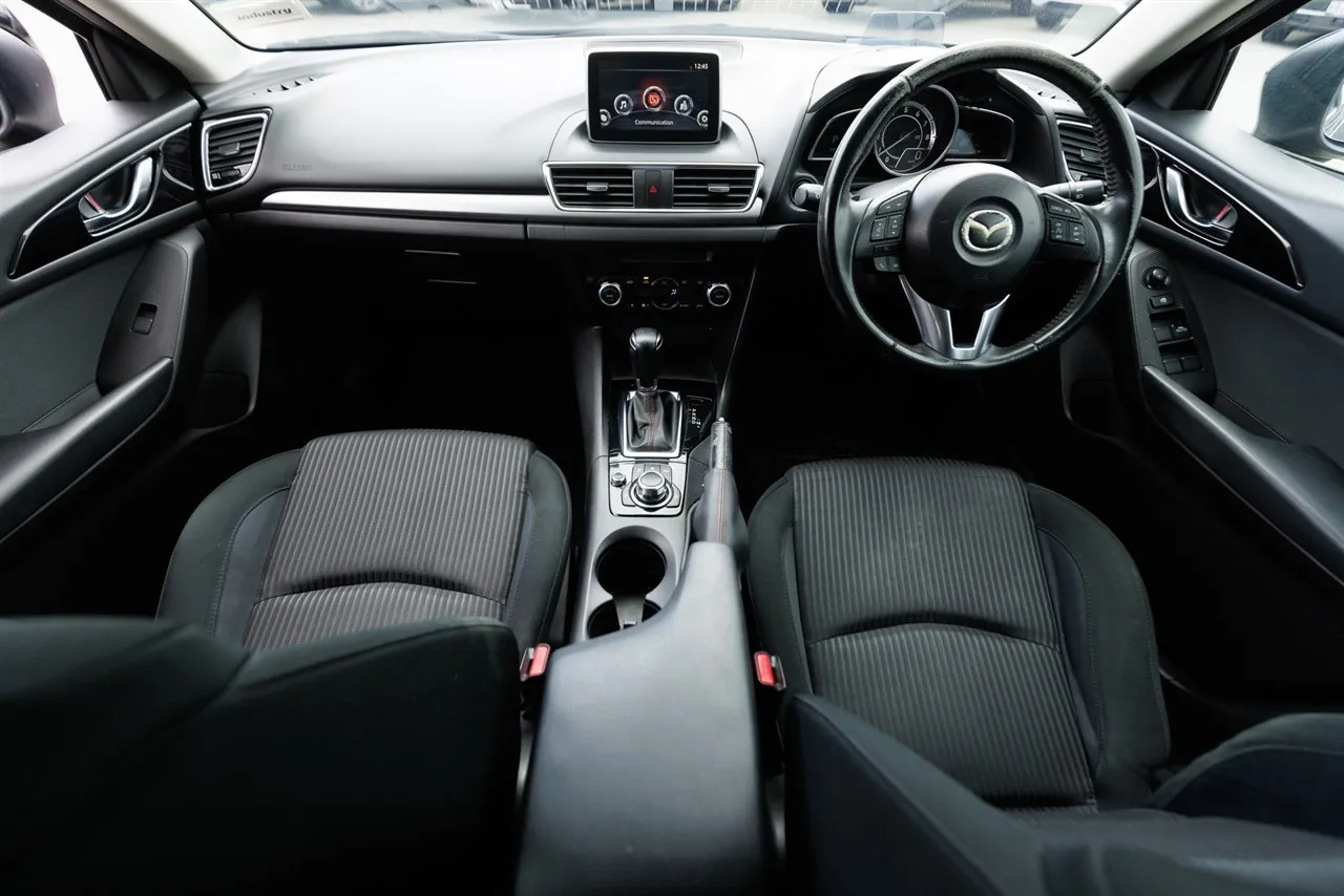 2014 Mazda 3 SP25 NZ New
