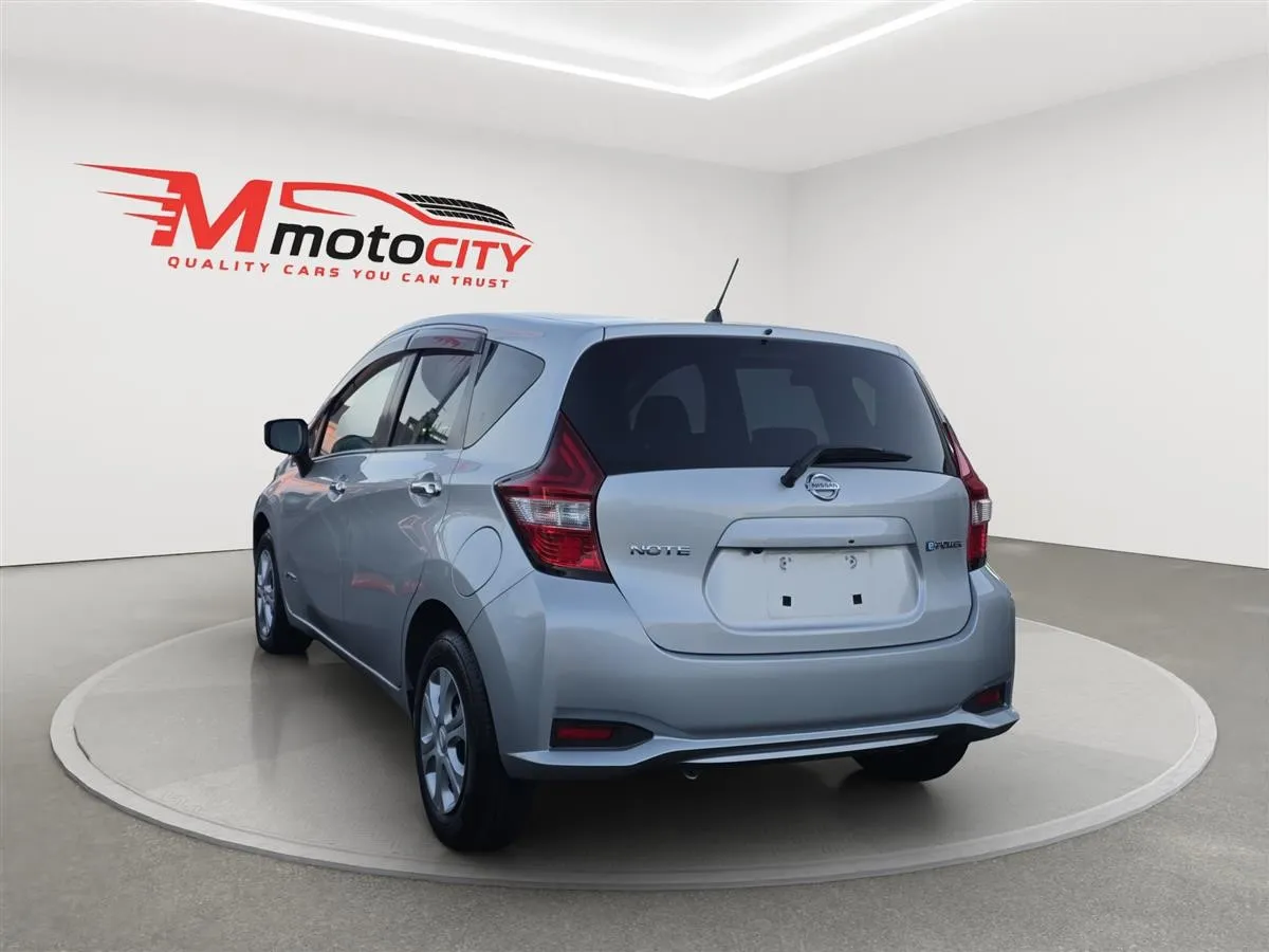 2017 Nissan Note E-POWER