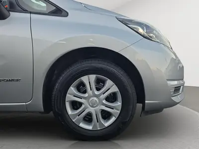 2017 Nissan Note E-POWER photo 20