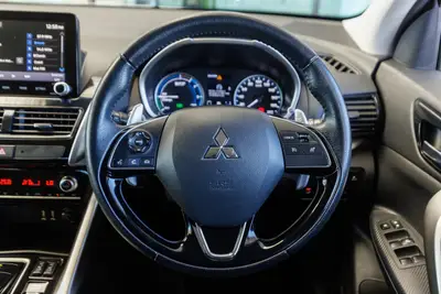 2022 Mitsubishi Eclipse Cross XLS PHEV NZ New photo 16
