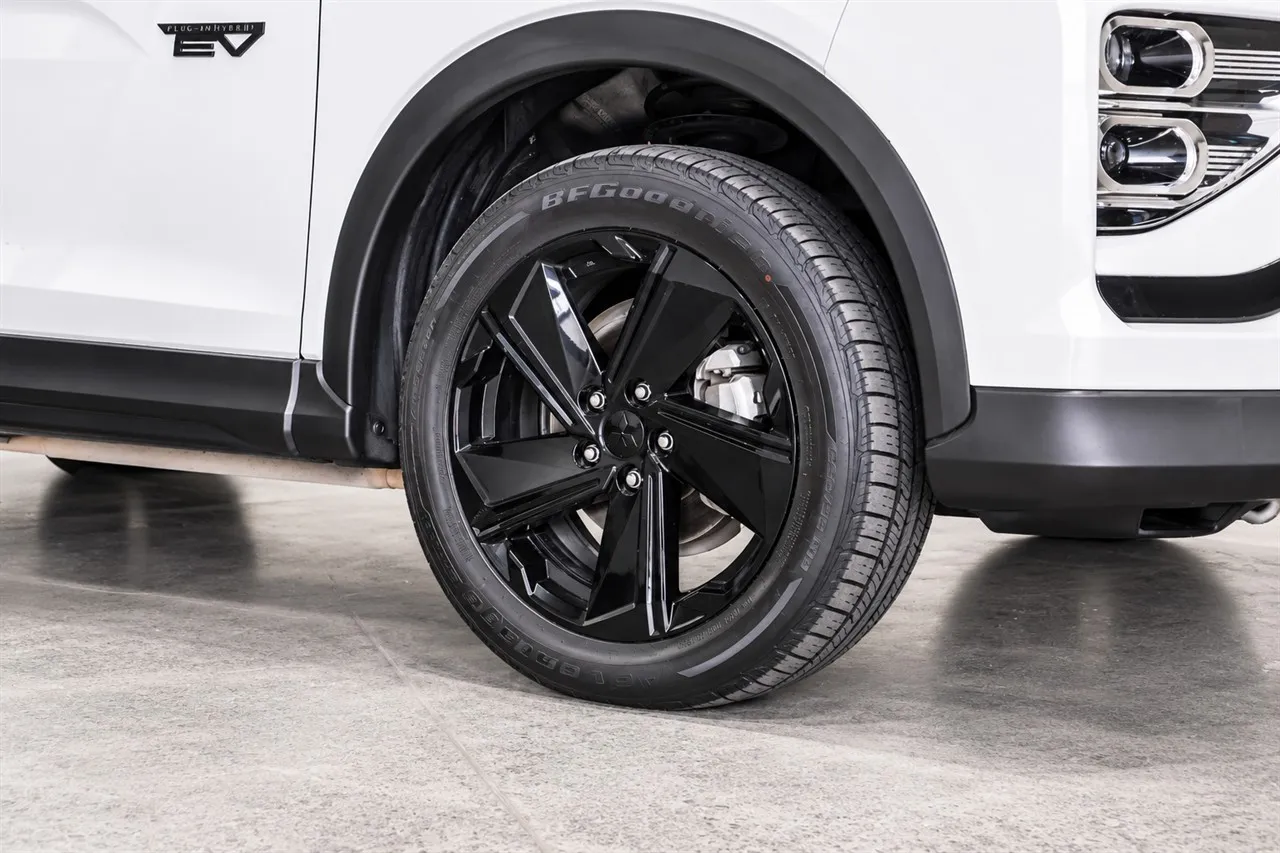 2022 Mitsubishi Eclipse Cross XLS PHEV