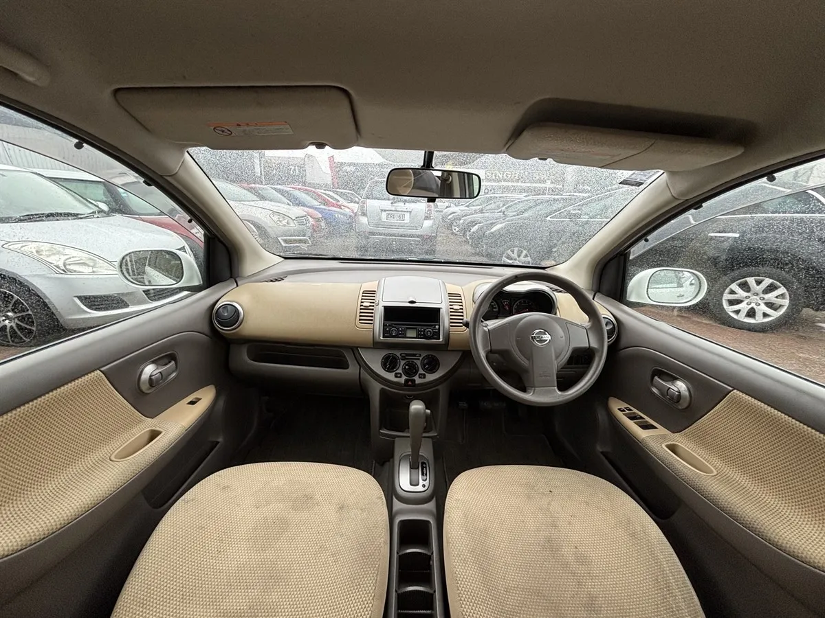 2005 Nissan Note
