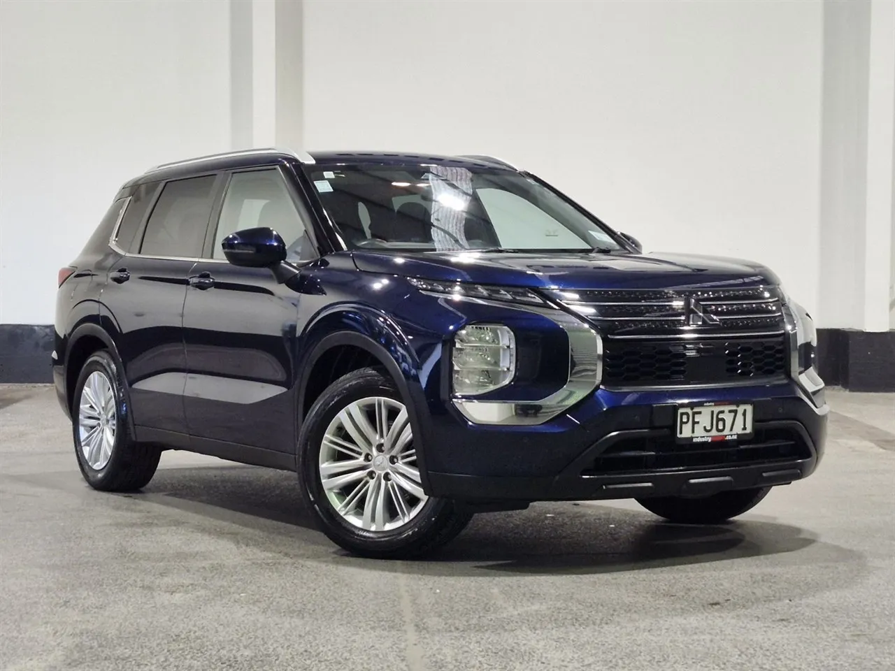 2022 Mitsubishi Outlander LS 2.5P/CVT