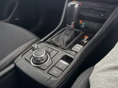 2019 Mazda CX-3 20S Proactiv BSM HUD CarPlay photo 17