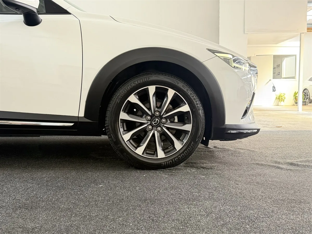 2019 Mazda CX-3 20S Proactiv BSM HUD CarPlay, photo 7 of 20