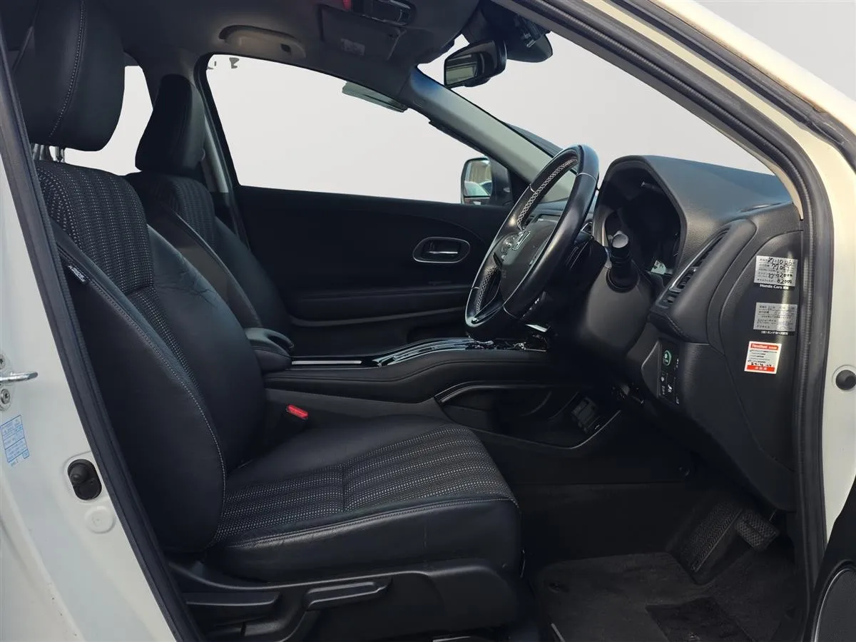 2017 Honda Vezel HYBRID, Z, Radar Cruise, Lane Assist RV/