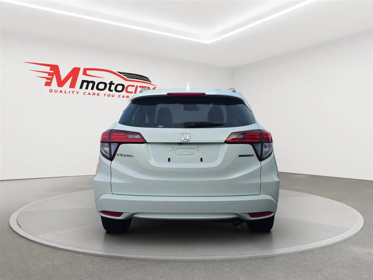 2017 Honda Vezel HYBRID, Z, Radar Cruise, Lane Assist RV/