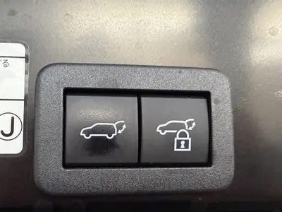 2021 Toyota Yaris Cross Z photo 16