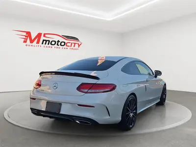 2016 Mercedes-Benz C 300 photo 3