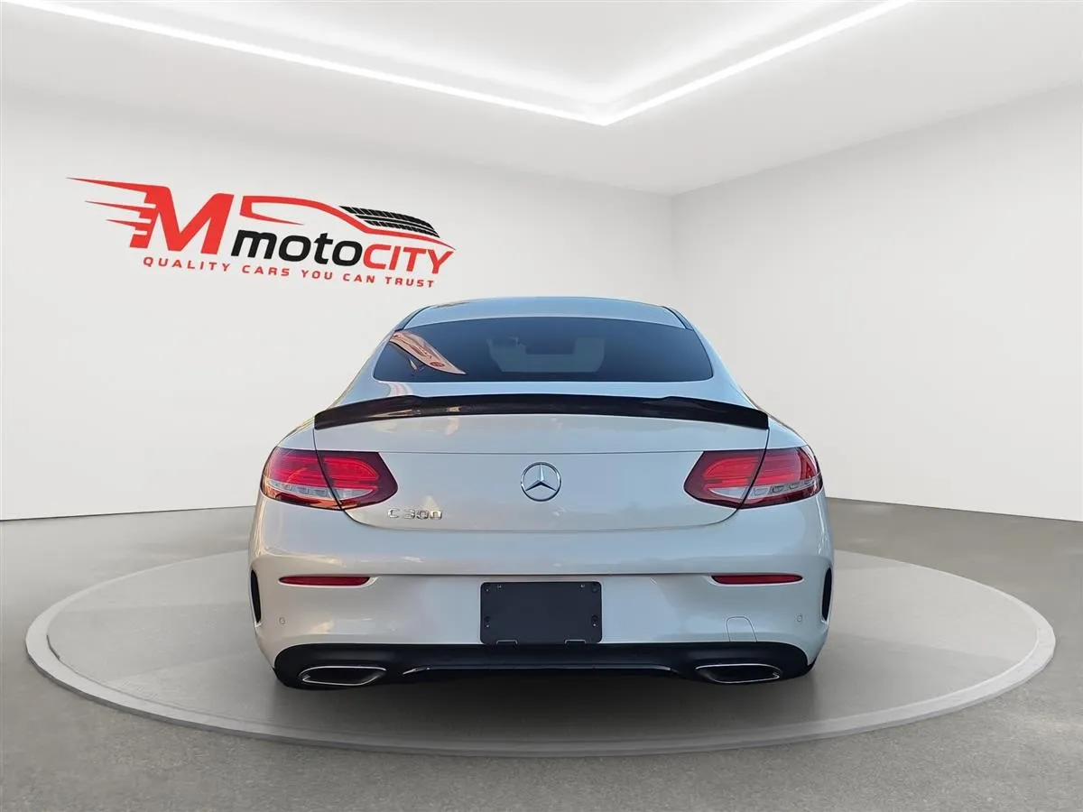 2016 Mercedes-Benz C 300