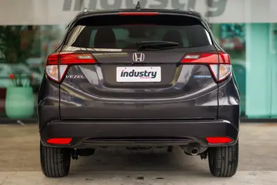 2015 Honda Vezel Hybrid Z photo 9