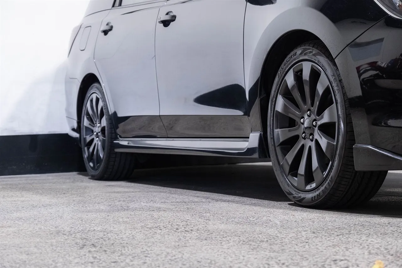 2014 Subaru Exiga 4WD 7 Seat Pano Roof