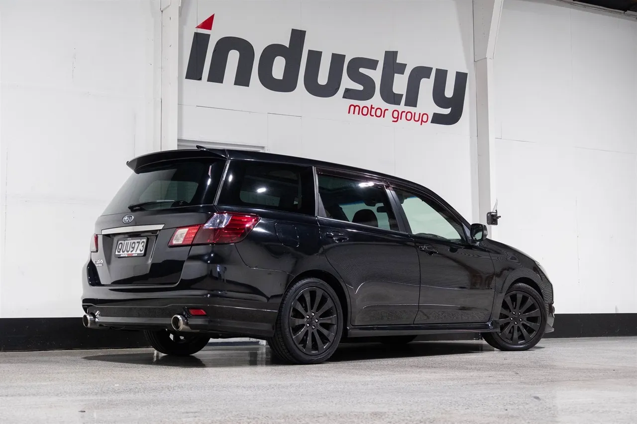 2014 Subaru Exiga 4WD 7 Seat Pano Roof