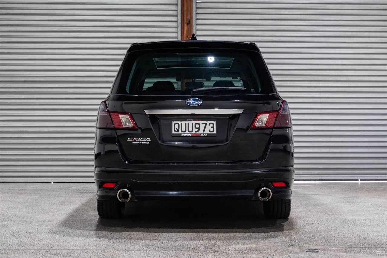 2014 Subaru Exiga 4WD 7 Seat Pano Roof
