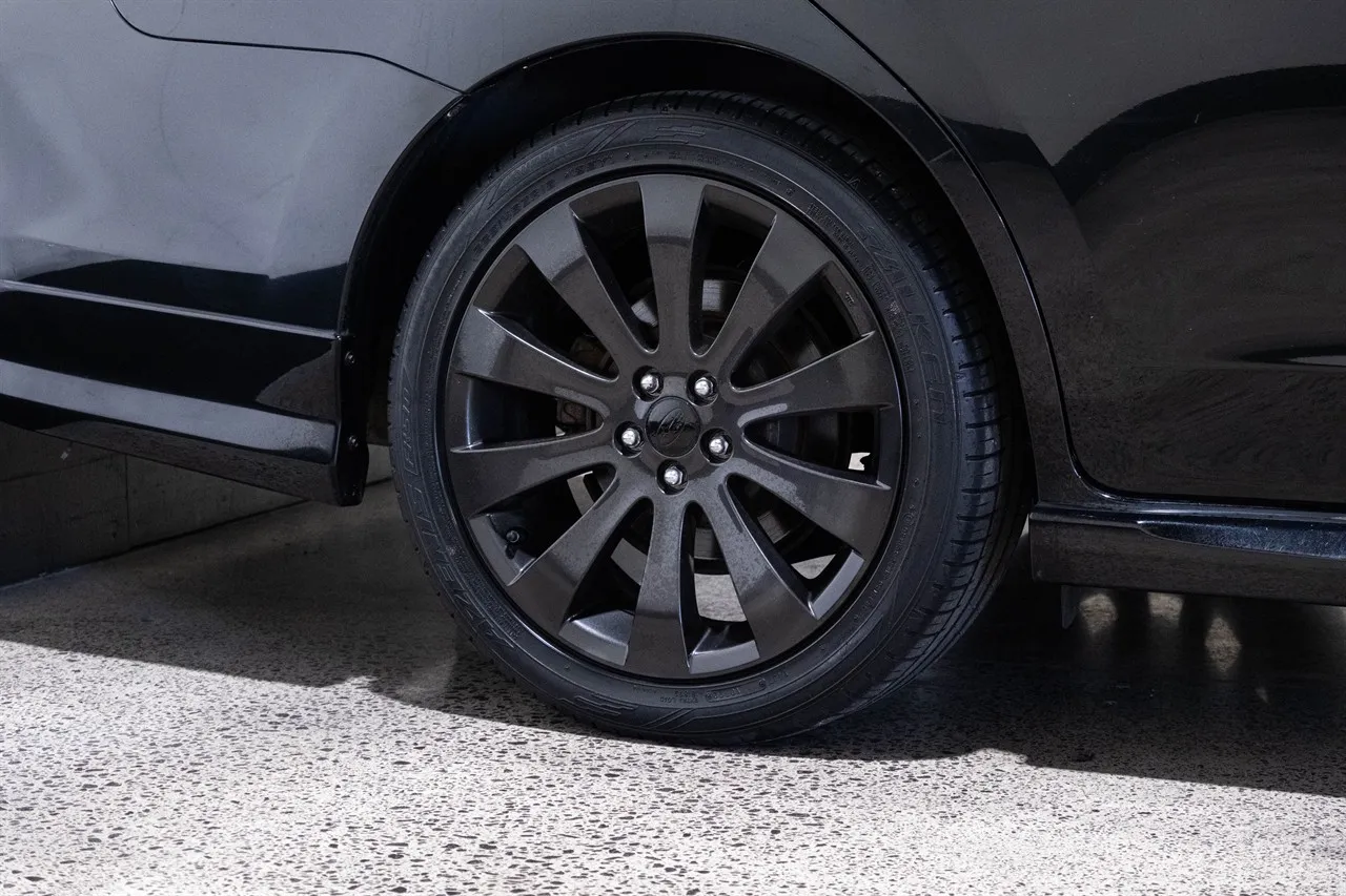 2014 Subaru Exiga 4WD 7 Seat Pano Roof