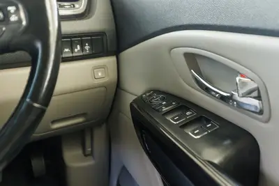 2019 Kia Carnival Ltd 2.2D 8S NZ New photo 19