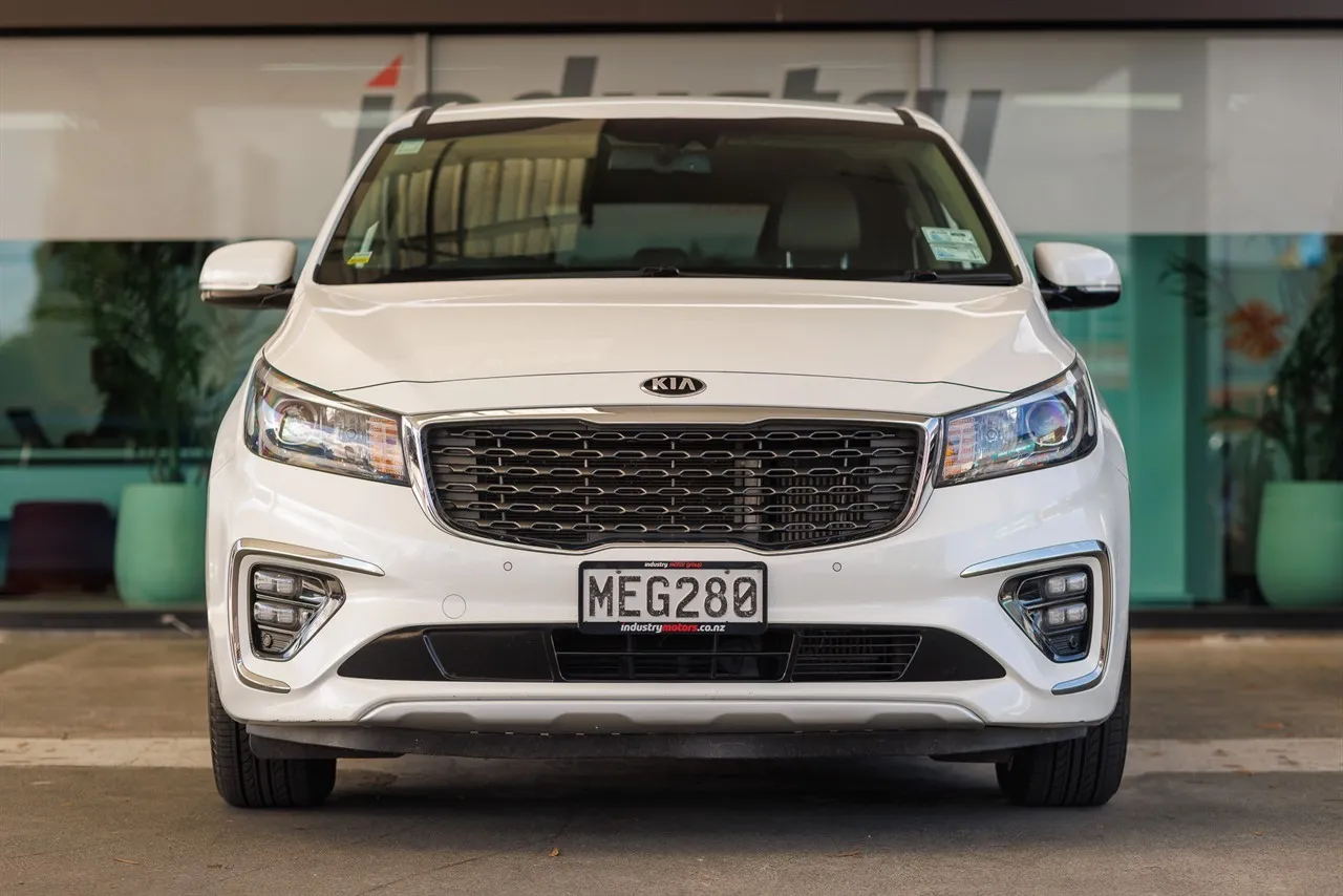2019 Kia Carnival Ltd 2.2D 8S NZ New
