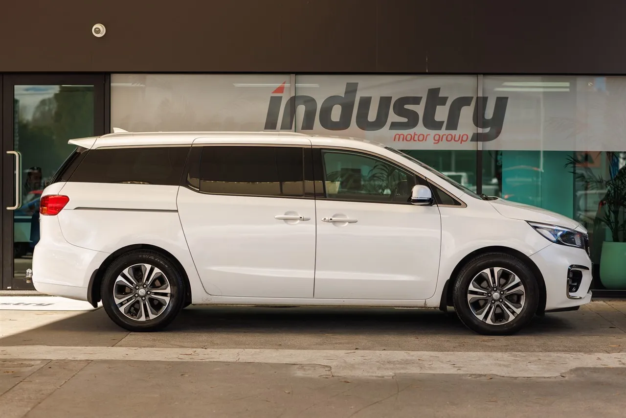 2019 Kia Carnival Ltd 2.2D 8S NZ New