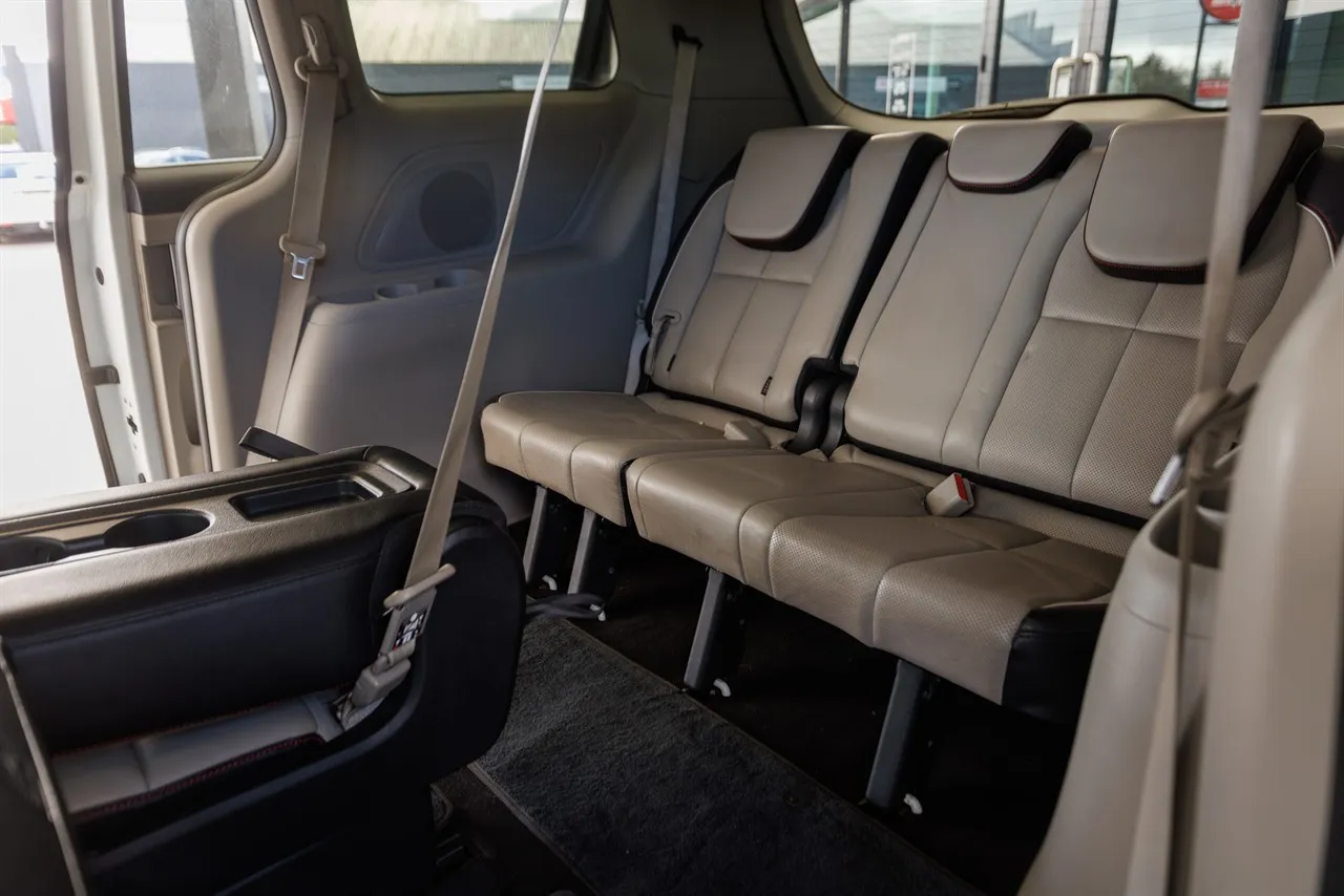 2019 Kia Carnival Ltd 2.2D 8S NZ New