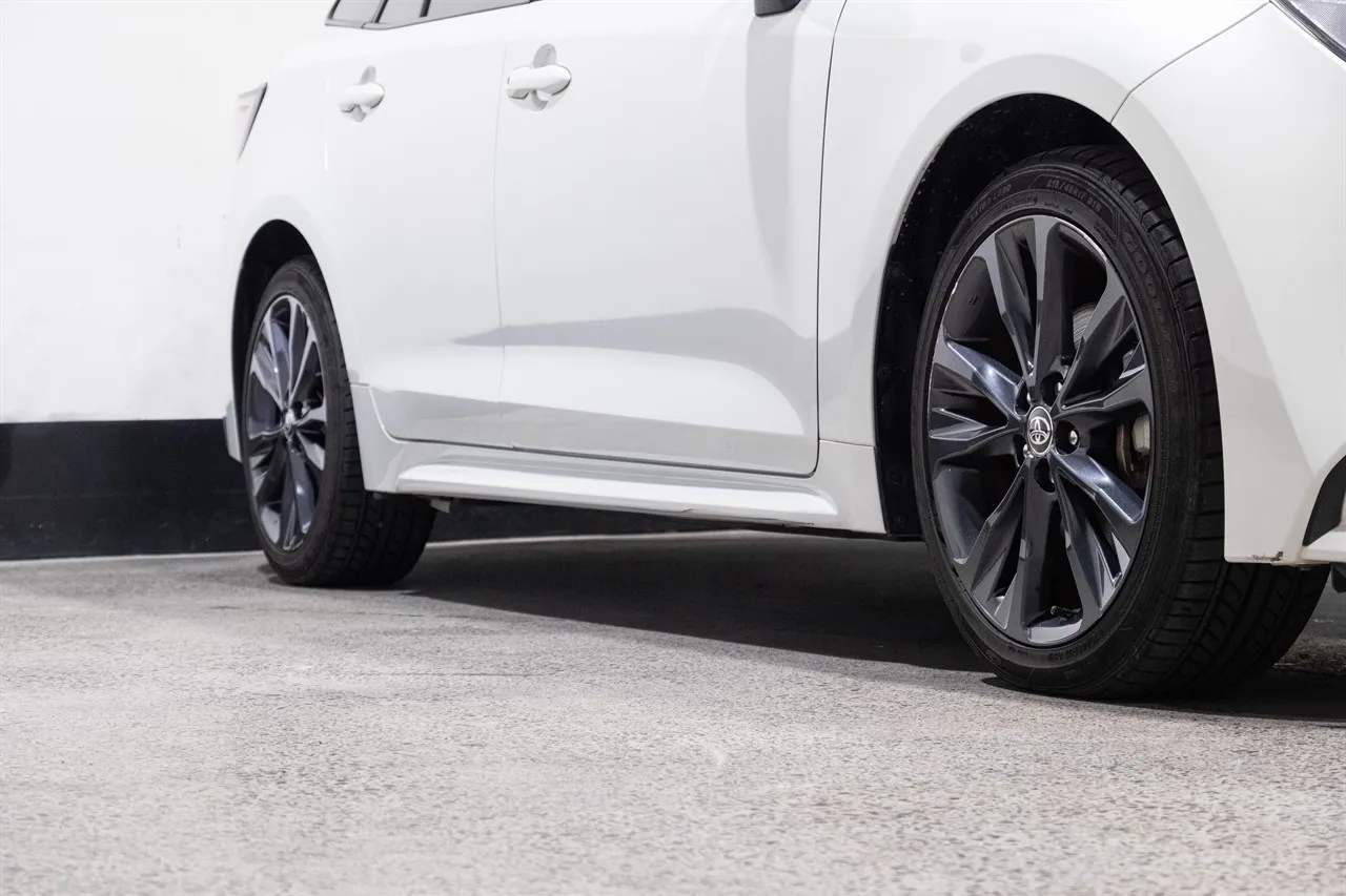 2021 Toyota Corolla Hybrid WXB Touring
