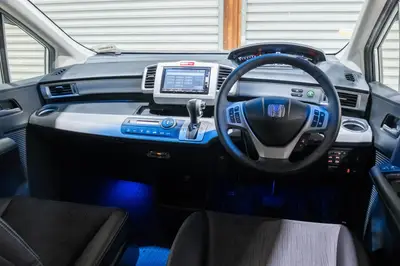 2014 Honda FREED Hybrid 7 Seater photo 17