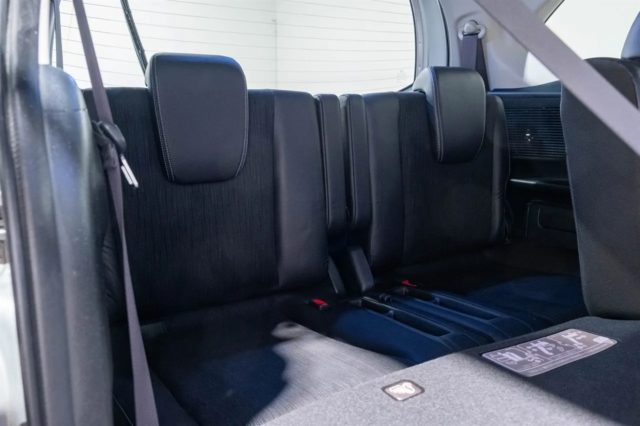 2014 Honda FREED Hybrid 7 Seater