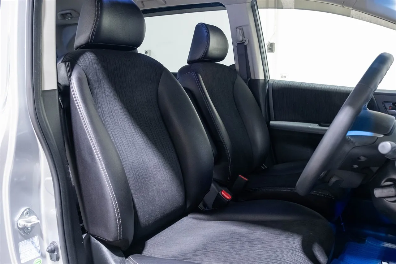 2014 Honda FREED Hybrid 7 Seater