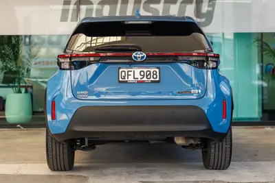 2021 Toyota Yaris Cross Hybrid Z-Spec photo 9