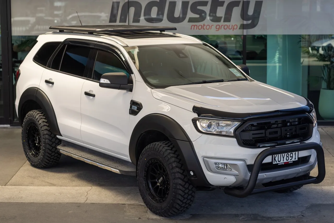 2017 Ford Everest Titanium