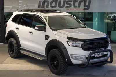 2017 Ford Everest Titanium photo 12