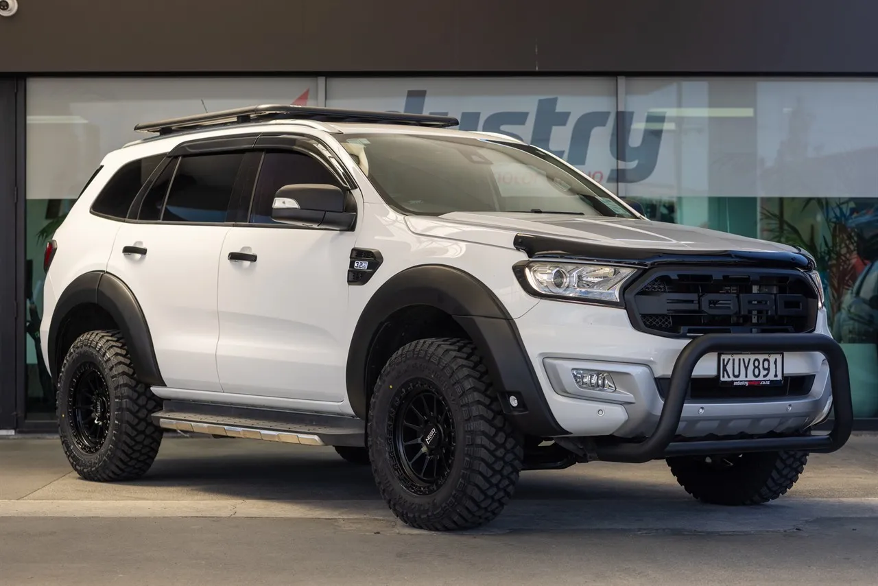 2017 Ford Everest Titanium