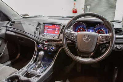 2013 Holden Commodore VF SV6 WGN AT photo 16
