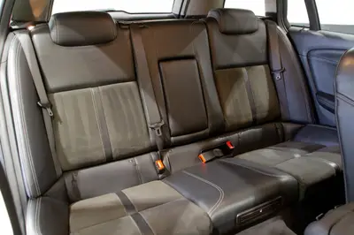 2013 Holden Commodore VF SV6 WGN AT photo 15