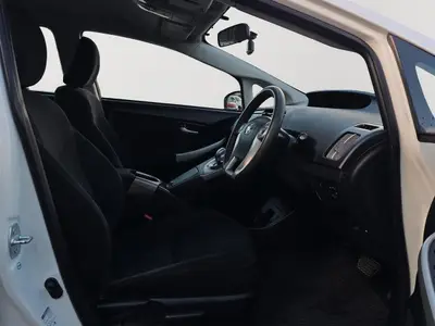 2015 Toyota Prius HYBRID S, dark Interior photo 13