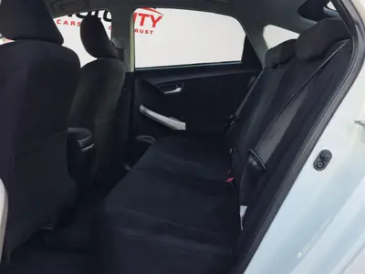 2015 Toyota Prius HYBRID S, dark Interior photo 14