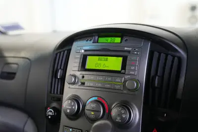 2013 Hyundai Imax 8 Seat Auto photo 19