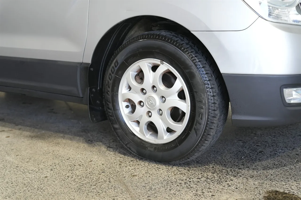 2013 Hyundai Imax 8 Seat Auto