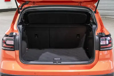 2020 Volkswagen T-Cross TSI LIFE DSG 1.0PT photo 10