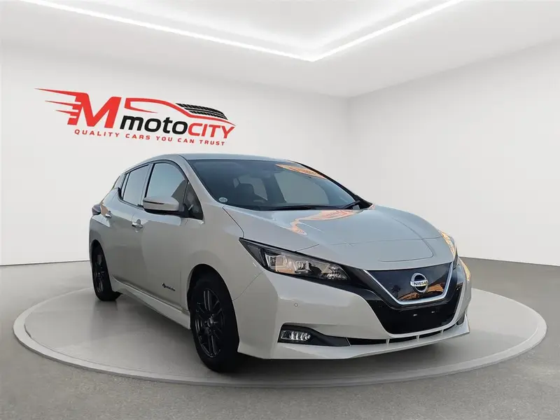2018 Nissan Leaf X, LEATHER HEATED SEATS, RADAR CRUISE