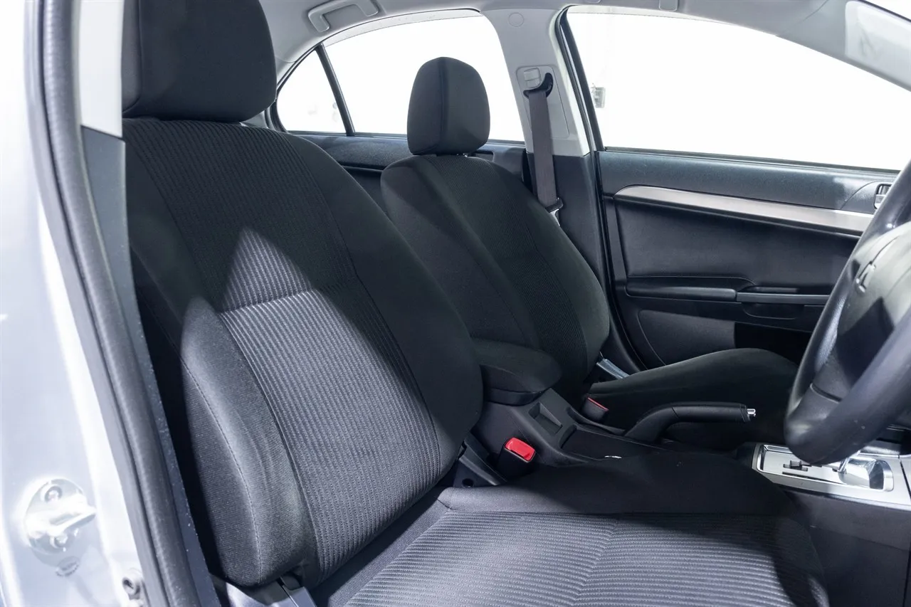 2013 Mitsubishi Galant Fortis Exceed Low Km