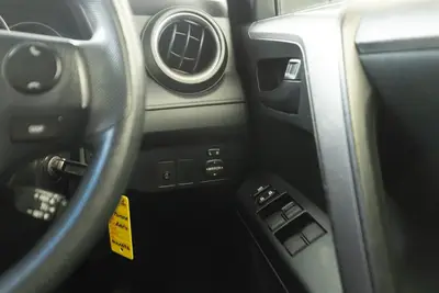 2017 Toyota RAV4 2.5P photo 19