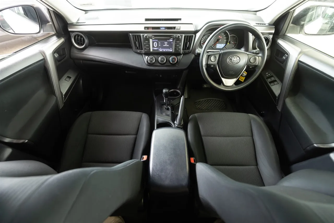 2017 Toyota RAV4 2.5P